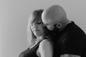 Reportaje premama lifestyle en casa y en exterior, Sevilla y Cádiz